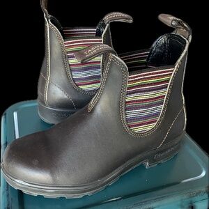 Blundstone women’s Australian size 4